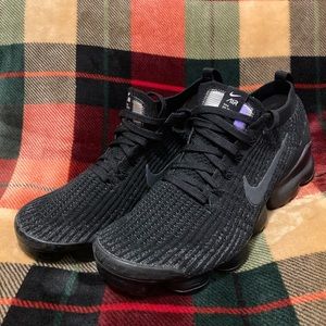Nike Vapormax Flyknit. Triple Black.